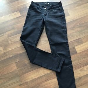 AQUA SKINNY JEANS Size 24